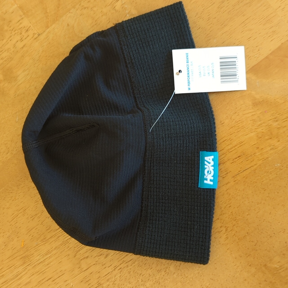 NEW WITH TAGS Hoka women's running beanie